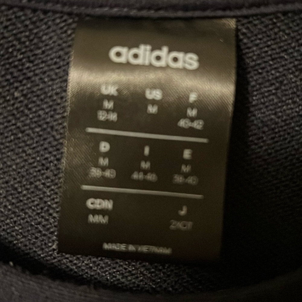 Adidas crew - Picture 2 of 2